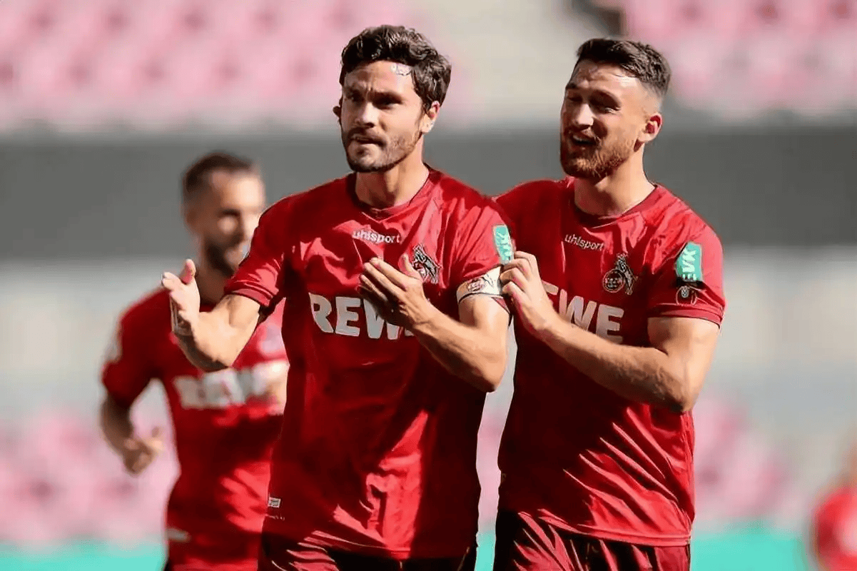 周六012：德甲 弗赖堡VS汉堡，比分推荐